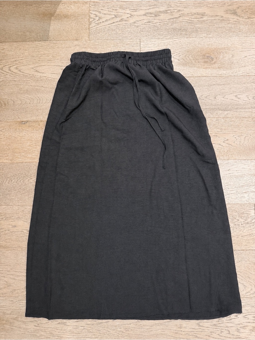 Halara Black Elastic Waist Midi Skirt